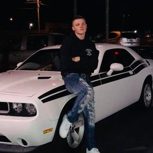 Meet your Posher, Aj